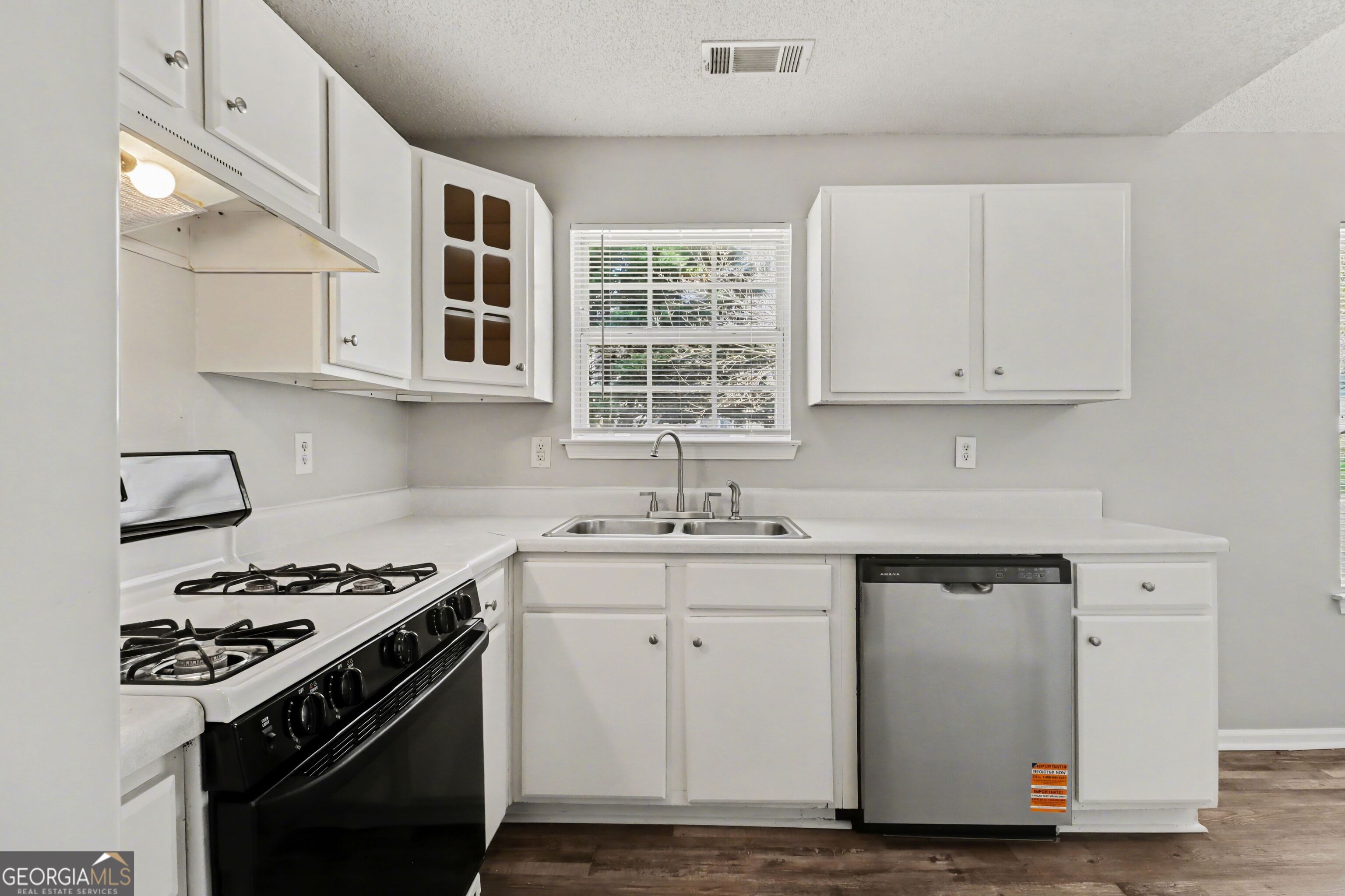 2839 Rambling Way Lithonia, GA 30058 - Photo 10 of 28