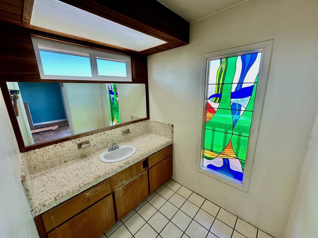 880 Crest View Road Vista, CA 92081 - Photo 21 of 55