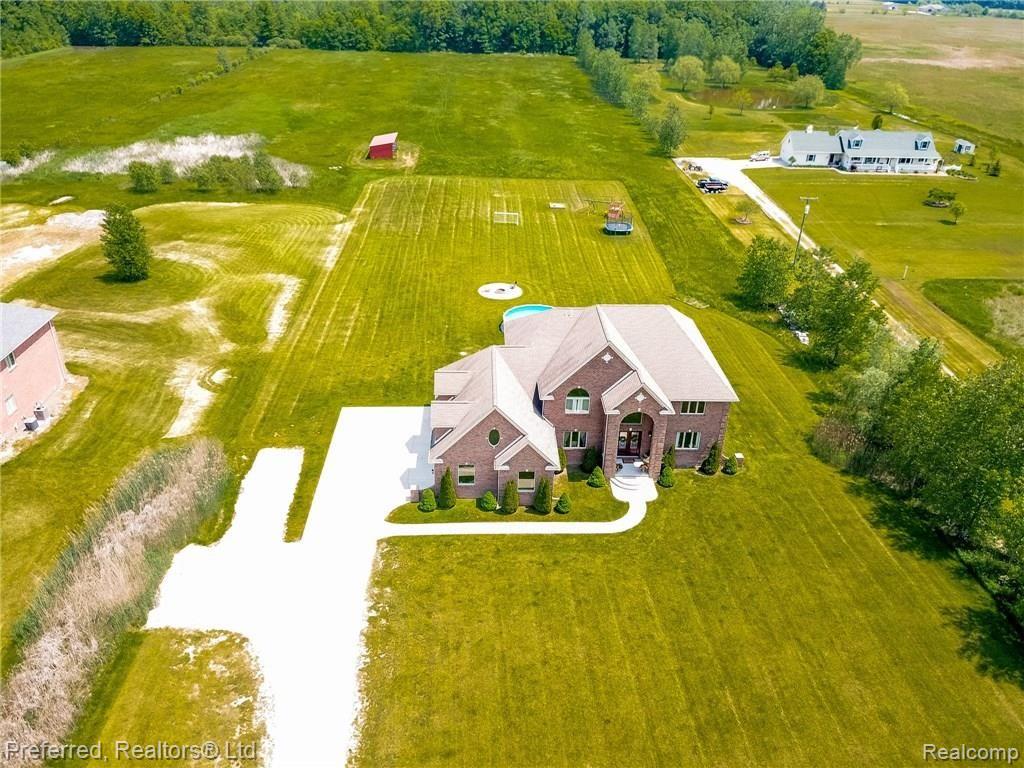 24271 Clark Road New Boston, MI 48164 - Photo 2 of 55