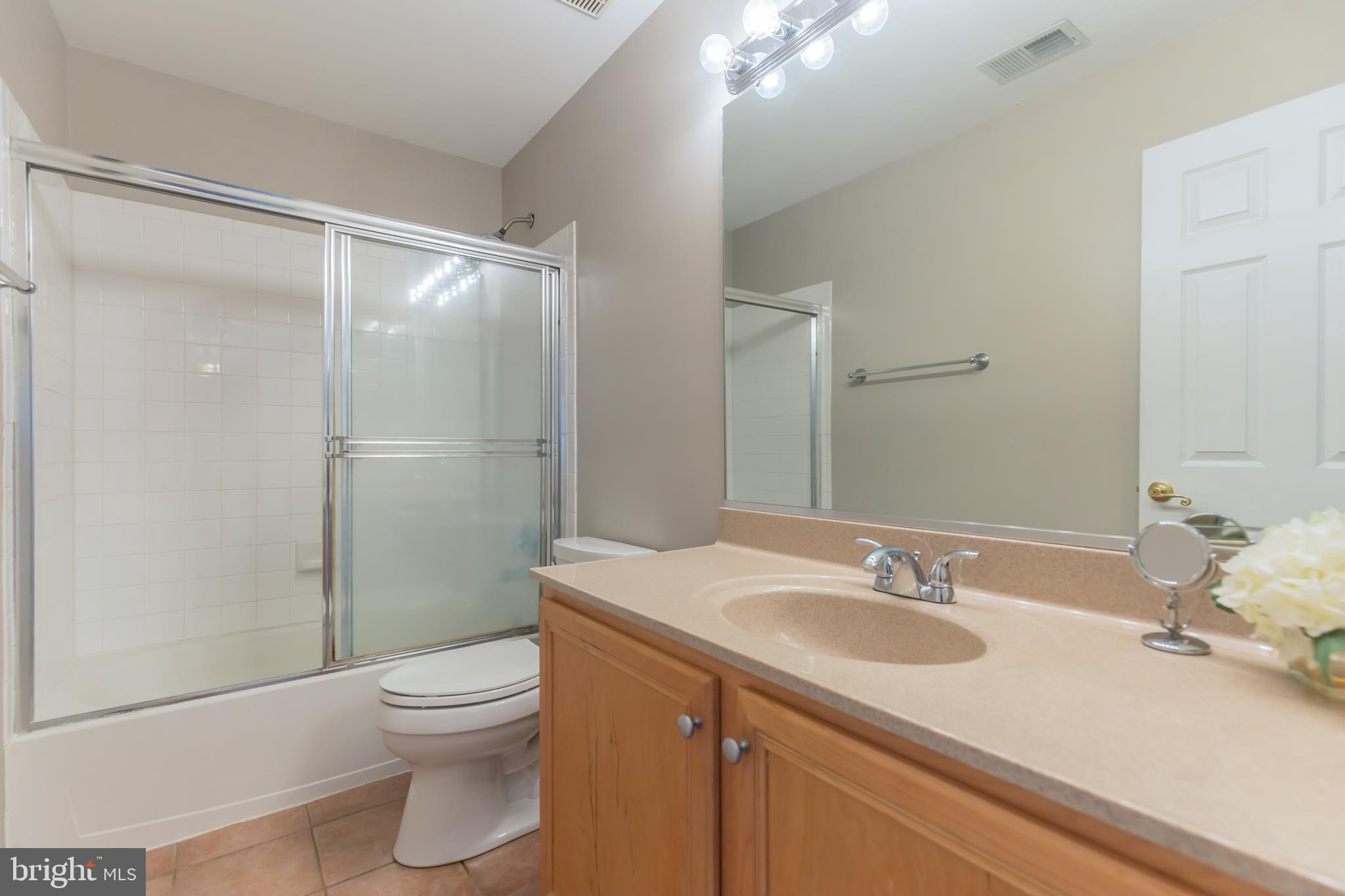 3605 Samantha's Way Huntingtown, MD 20639 - Photo 16 of 30 Up Stairs Bathroom