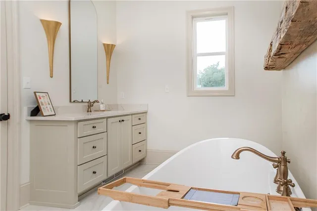 $975,000 | 5009 Twin River Place, Covington, LA 70433