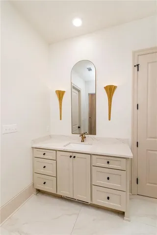 $975,000 | 5009 Twin River Place, Covington, LA 70433