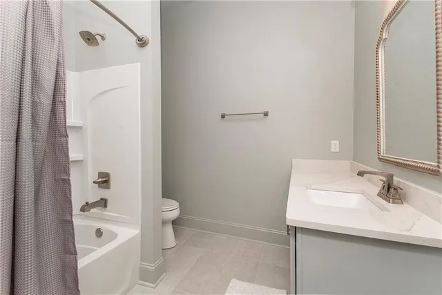 $975,000 | 5009 Twin River Place, Covington, LA 70433