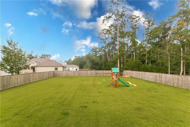$975,000 | 5009 Twin River Place, Covington, LA 70433