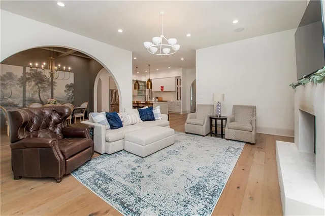 $975,000 | 5009 Twin River Place, Covington, LA 70433