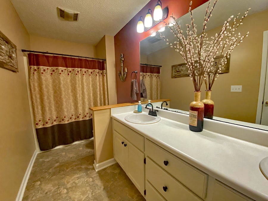 221 Riverlake Road Fair Play, SC 29643 - Photo 23 of 50 Gallery Image 23
