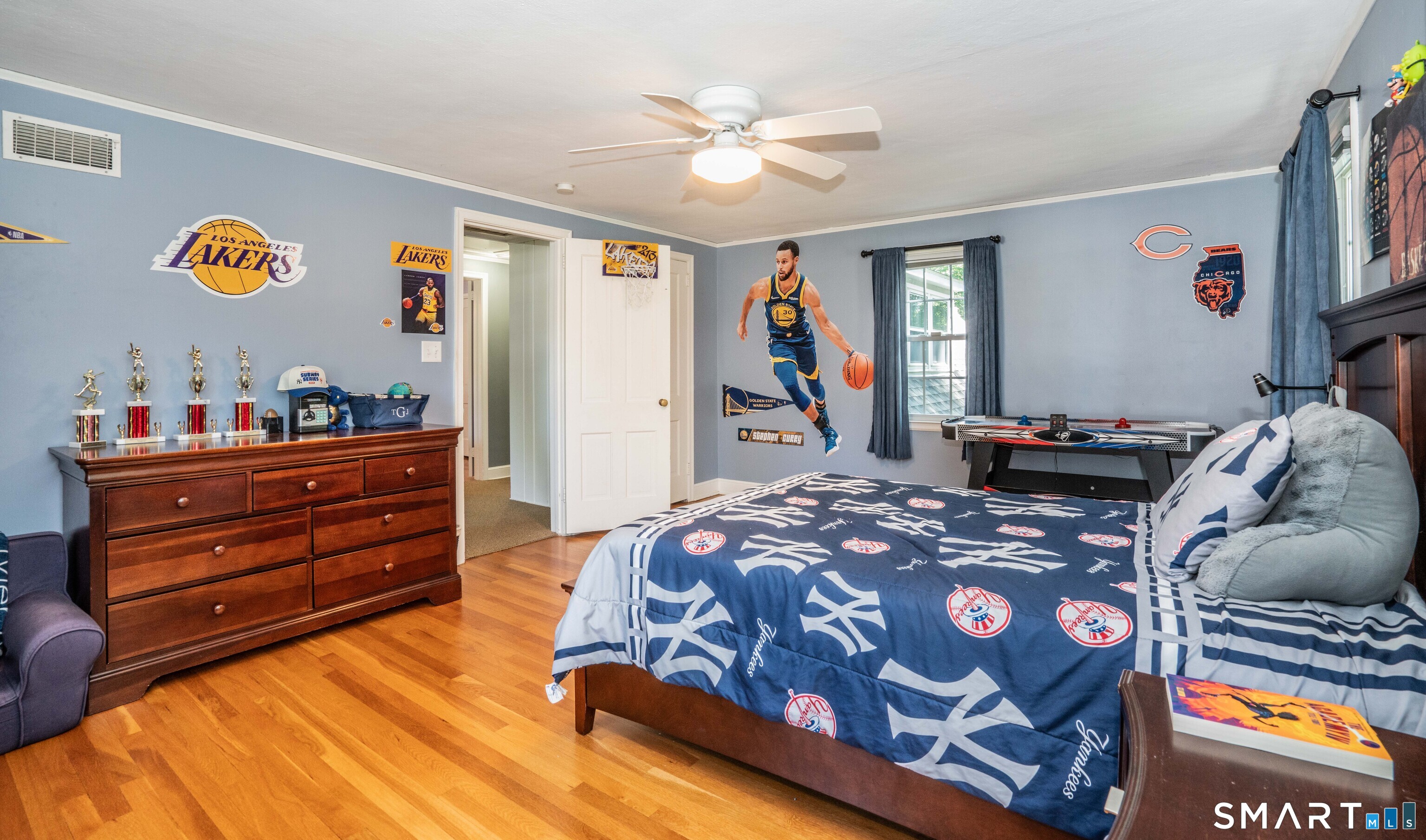 98 Colony Road West Hartford, CT 06117 - Photo 26 of 40