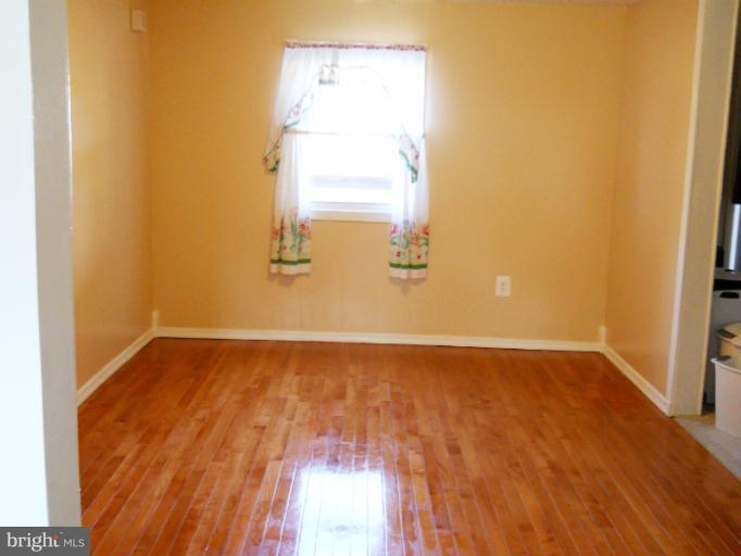 404 Barbersville Road Laurel, MD 20724 - Photo 13 of 20 Dining Room