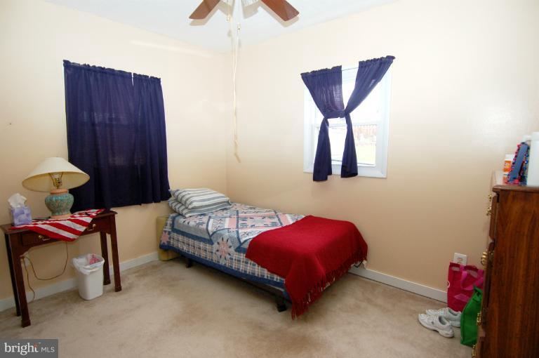 404 Barbersville Road Laurel, MD 20724 - Photo 5 of 20 Bedroom #2