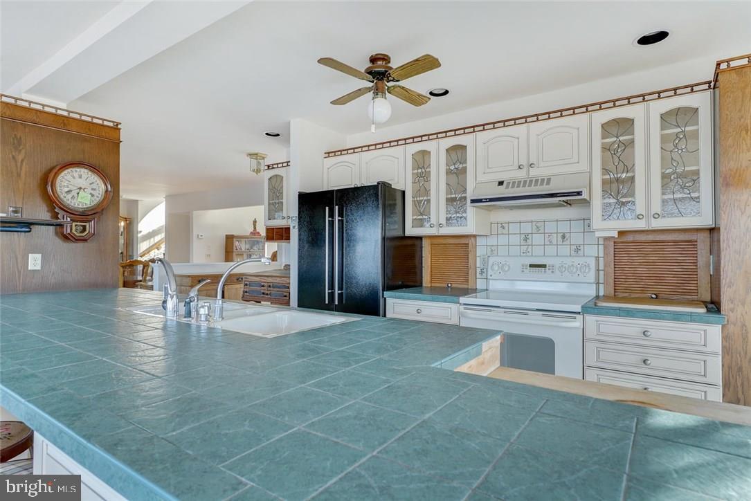 24 Cove Road West Bayville, NJ 08721 - Photo 11 of 36 Gallery Image 11