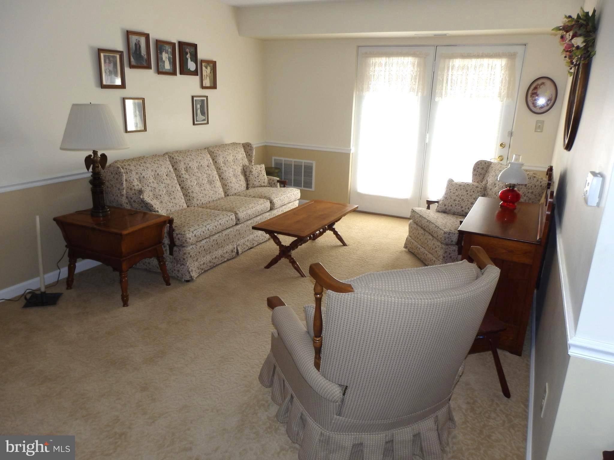 104 Brandon Road, Unit 1 Norristown, PA 19403 - Photo 7 of 24 Living Room