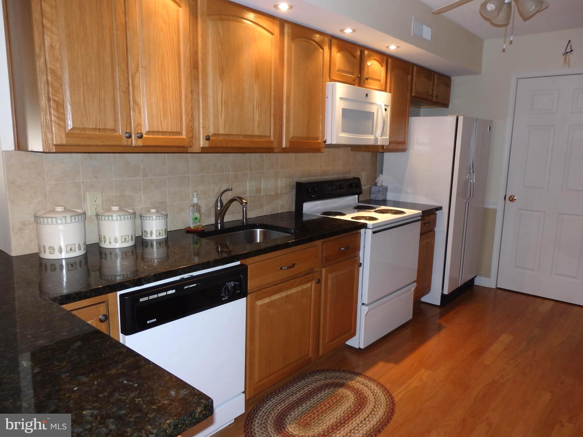 104 Brandon Road, Unit 1 Norristown, PA 19403 - Photo 10 of 24 Kitchen
