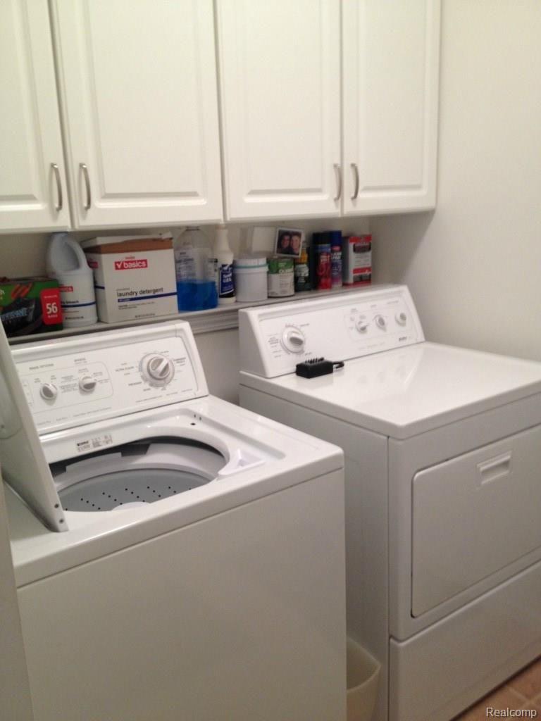 1174 Butler Boulevard Howell, MI 48843 - Photo 19 of 26 Photo Oct 28, 3 49 52 PM.jpg