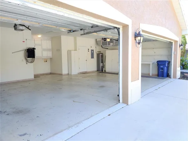 $2,300 | 5883 Monroe Road, Venice, FL 34293