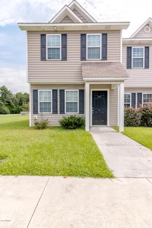 $1,250 | 307-5 Burley Drive, Hubert, NC 28539