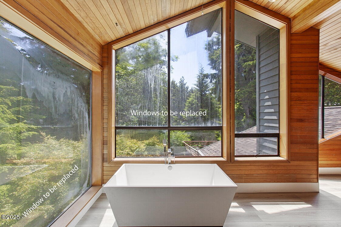 445 Summit View Lane Gleneden Beach, OR 97388 - Photo 26 of 67 Soaking Tub in Sun Room off Primary
