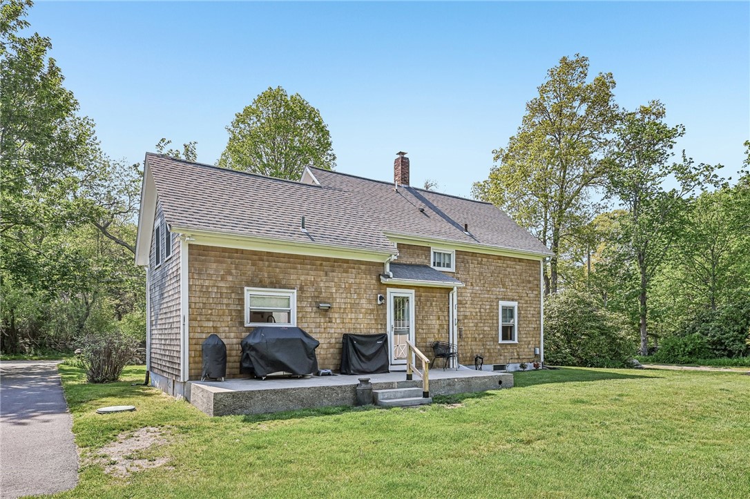 40 Sylvia Road Tiverton, RI 02878 - Photo 34 of 50