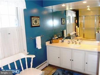 258 Coach Road Langhorne, PA 19047 - Photo 7 of 12 Bedroom - Main
