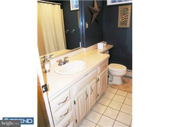 258 Coach Road Langhorne, PA 19047 - Photo 9 of 12 Bathroom