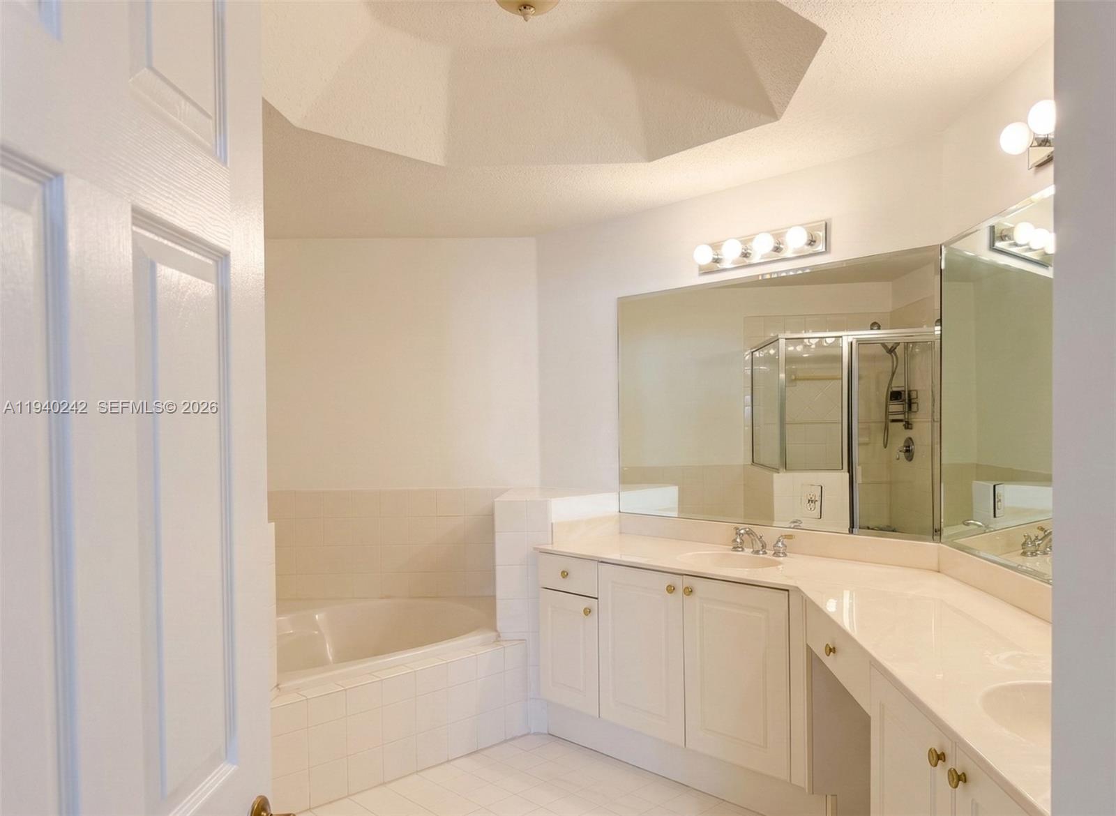 11541 Northwest 68th Terrace Doral, FL 33178 - Photo 10 of 18 master bathroom second floor