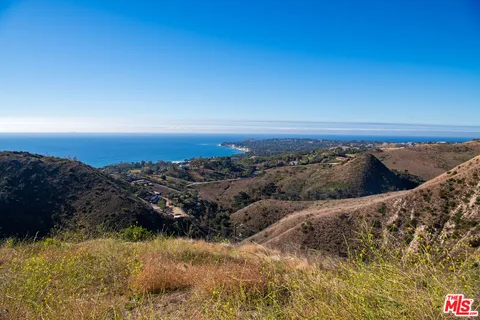 $995,000 | 5092 Latigo Canyon Road, Malibu, CA 90265