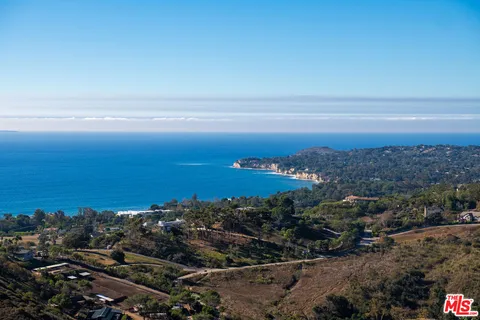 $995,000 | 5092 Latigo Canyon Road, Malibu, CA 90265