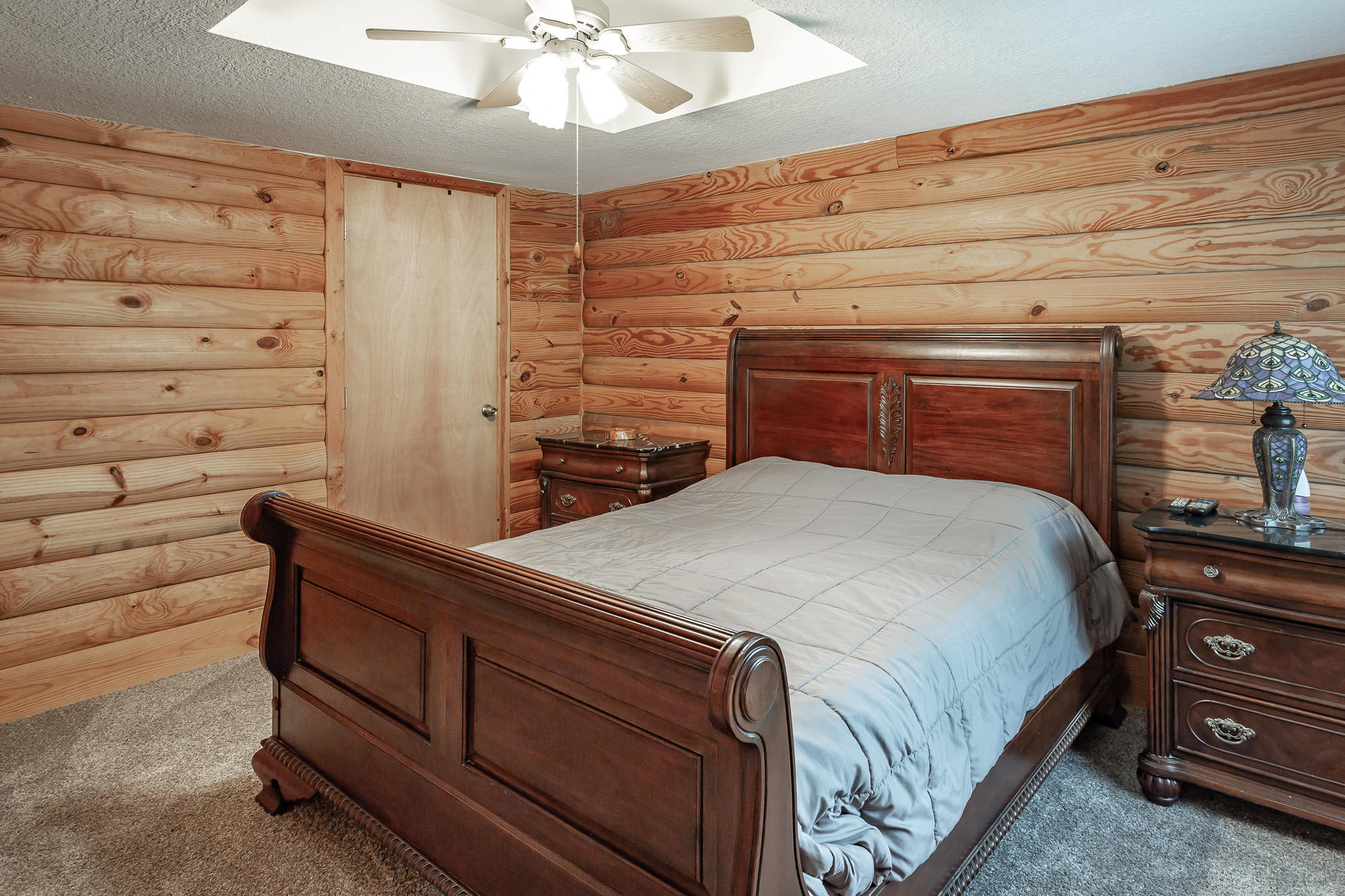 1221 Coffelt Road Hixson, TN 37343 - Photo 16 of 33 Master bedroom