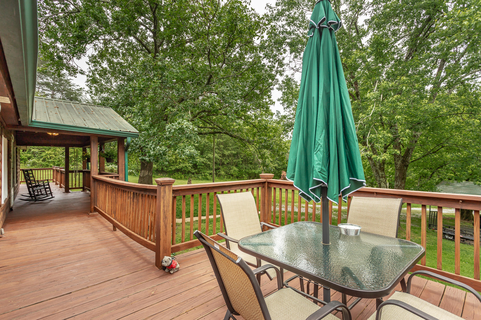 1221 Coffelt Road Hixson, TN 37343 - Photo 3 of 33 Porch