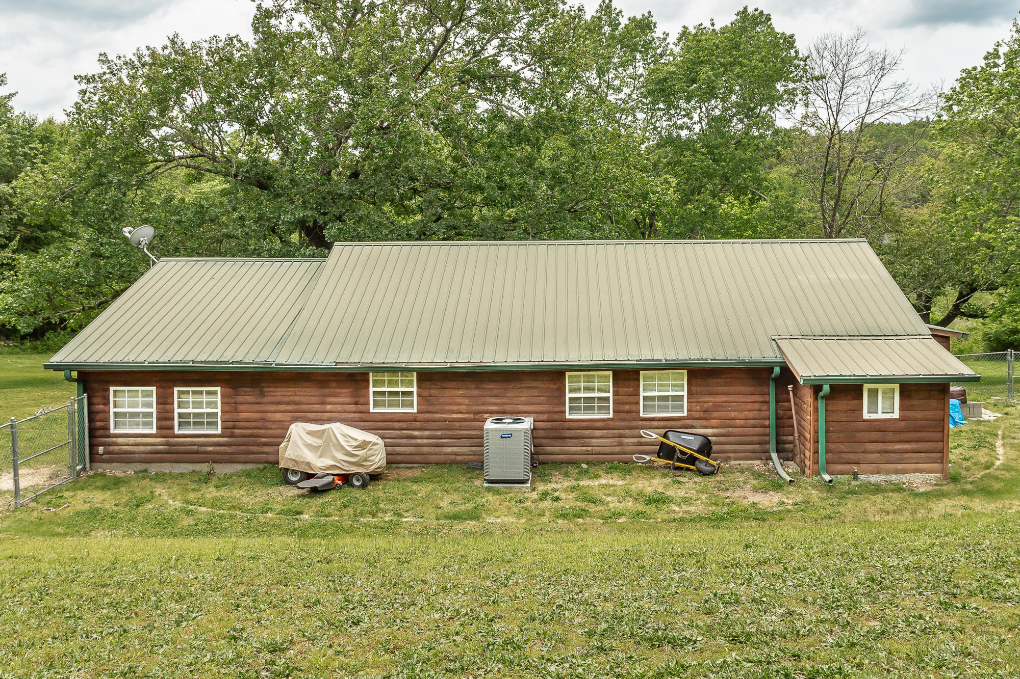 1221 Coffelt Road Hixson, TN 37343 - Photo 32 of 33 Back of home