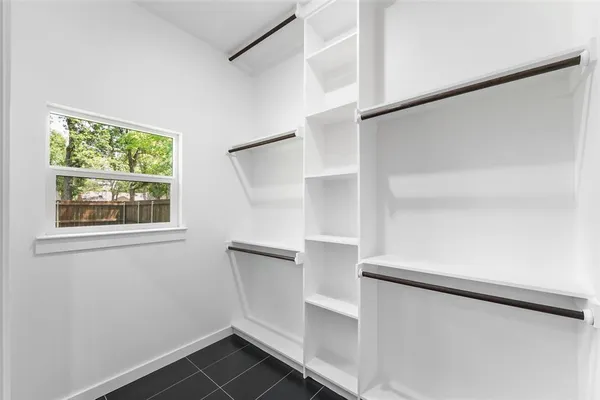 $289,900 | 108 Parkside Drive, Trinidad, TX 75163