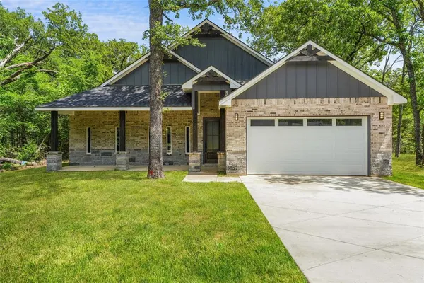 $289,900 | 108 Parkside Drive, Trinidad, TX 75163