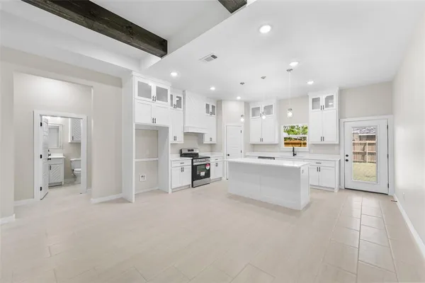 $289,900 | 108 Parkside Drive, Trinidad, TX 75163