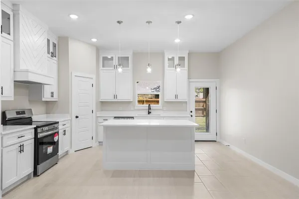 $289,900 | 108 Parkside Drive, Trinidad, TX 75163