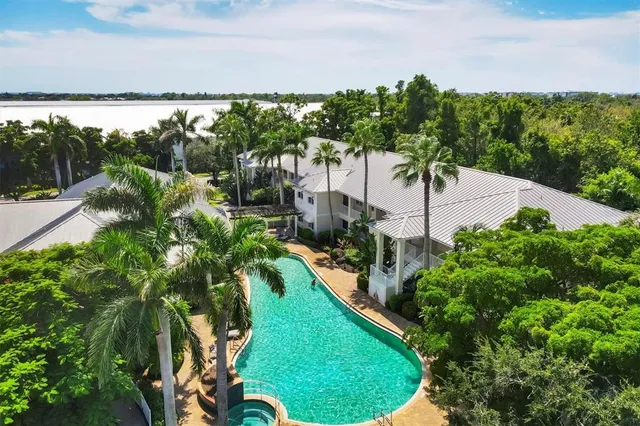 $4,000 | 3605 54th Drive West, Unit 104, Bradenton, FL 34210