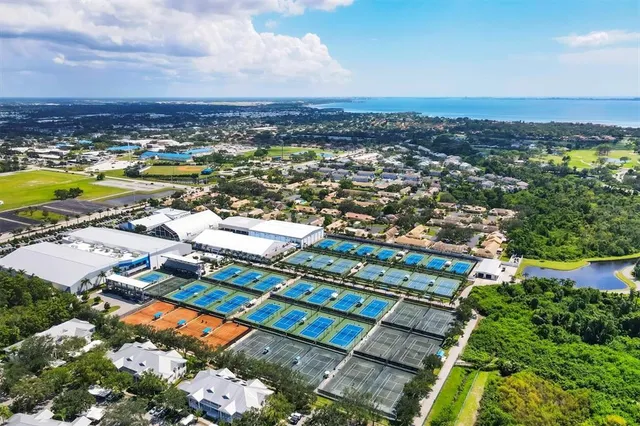 $4,000 | 3605 54th Drive West, Unit 104, Bradenton, FL 34210