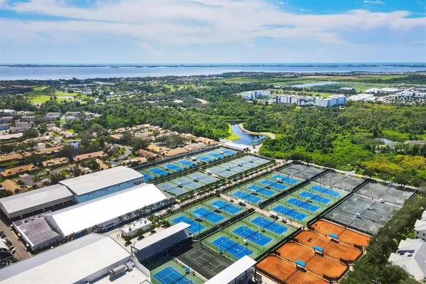 $4,000 | 3605 54th Drive West, Unit 104, Bradenton, FL 34210