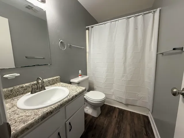 $1,550 | 258 North Villas Court, Unit A, Tallahassee, FL 32303