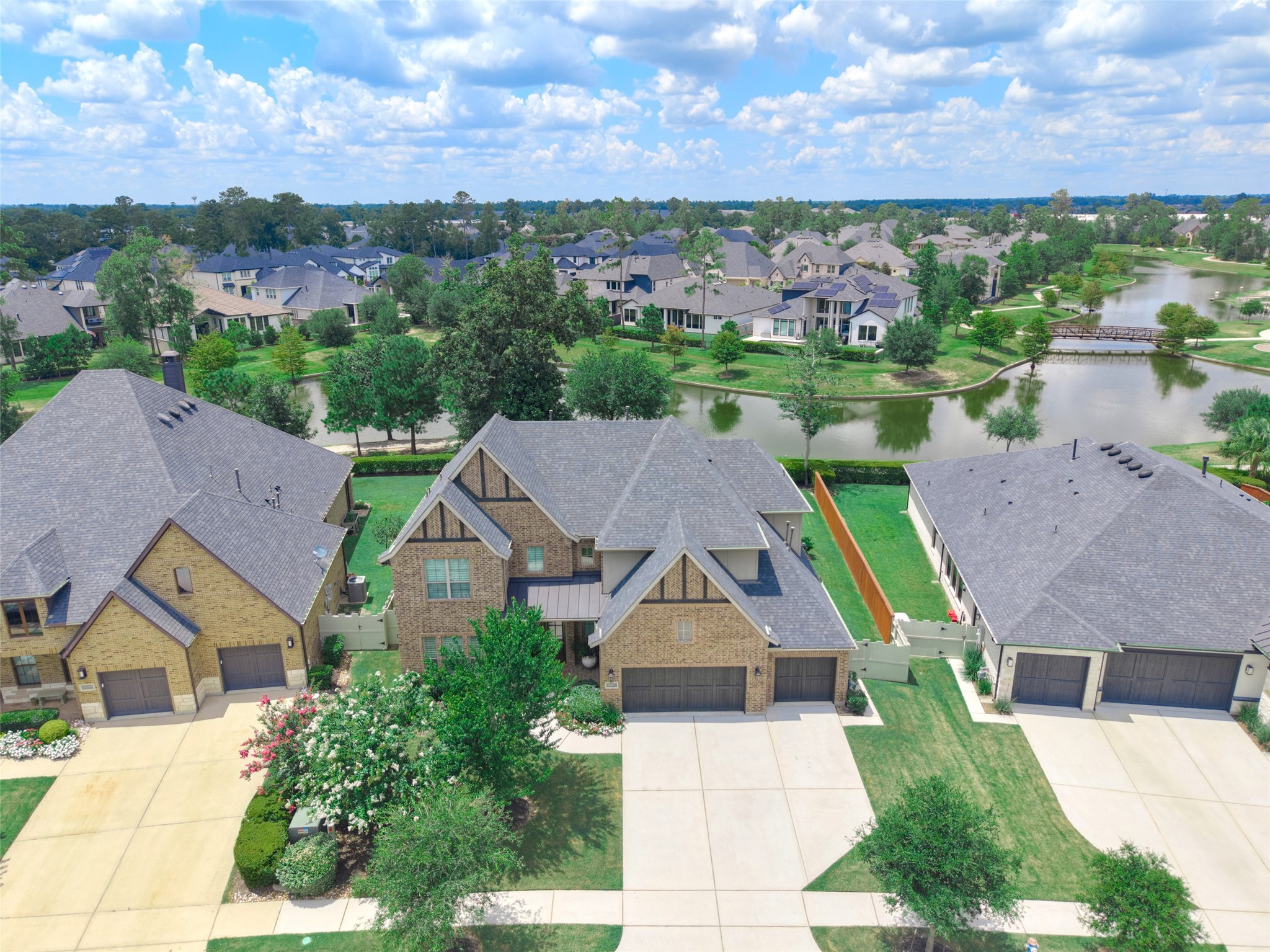 10090 South Goshawk Trail Conroe, TX 77385 - Photo 4 of 43 Surround yourself with the beautiful homes and amenities of the popular community of Harper's Preserve.