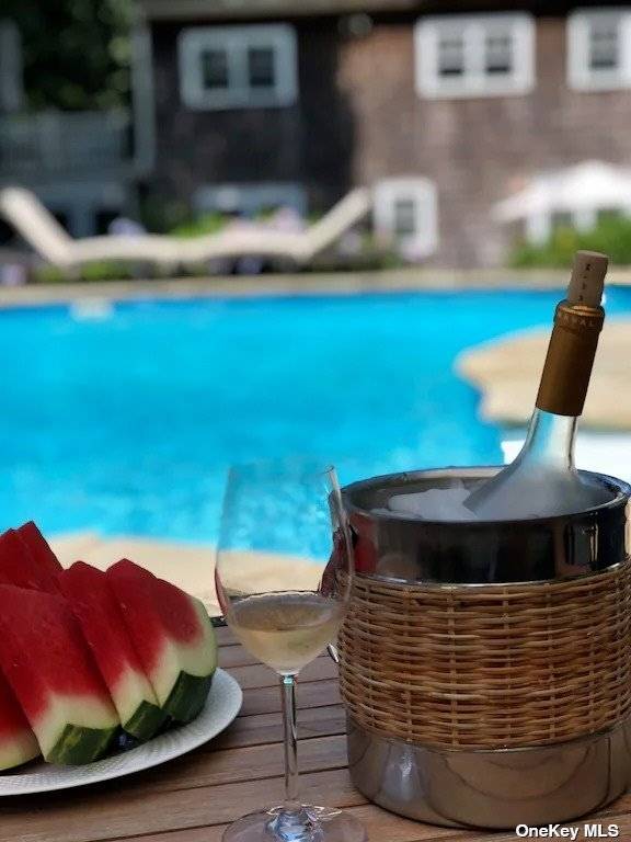 3752 Noyack Road Sag Harbor, NY 11963 - Photo 24 of 28