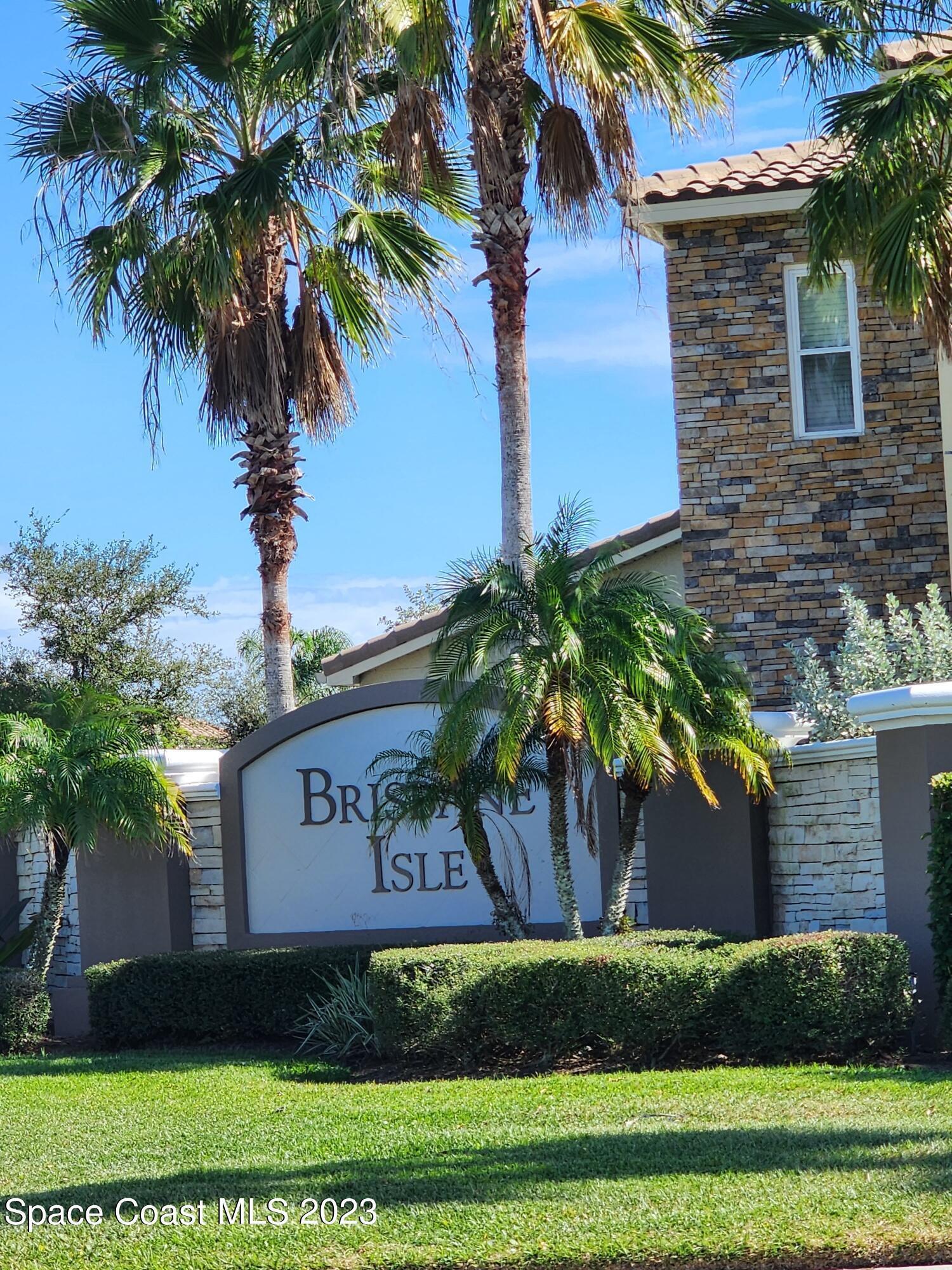 4124 Waterloo Place Melbourne, FL 32940 - Photo 3 of 32 a front view of a house