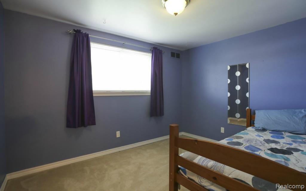 7310 Iron Gate Road Canton, MI 48187 - Photo 19 of 23