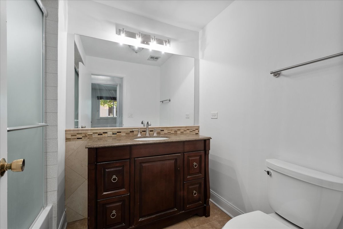 2821 Covert Road Glenview, IL 60025 - Photo 22 of 28