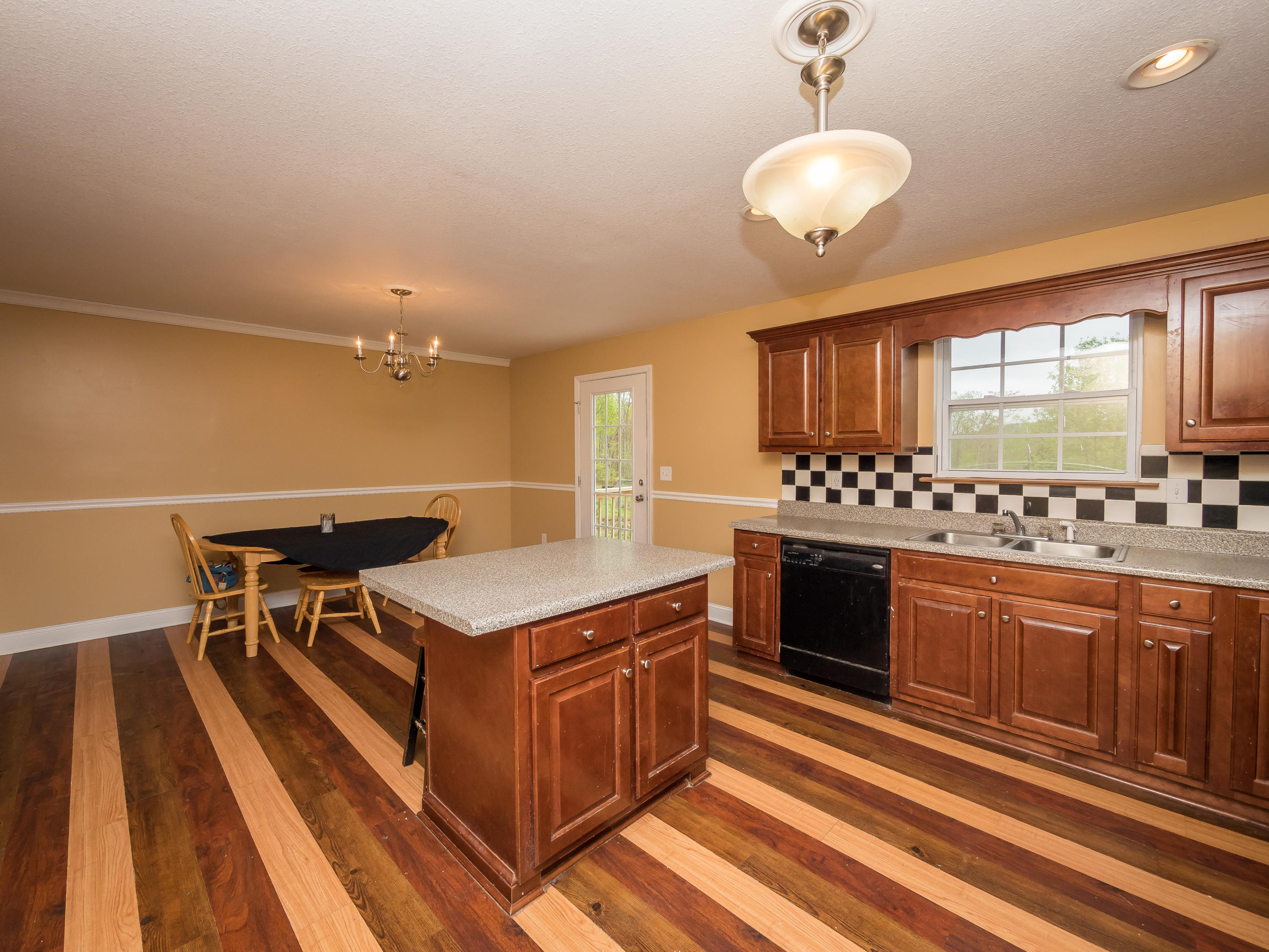 395 Echo Pt Road Dunlap, TN 37327 - Photo 6 of 38 395_EchoPointRd-5