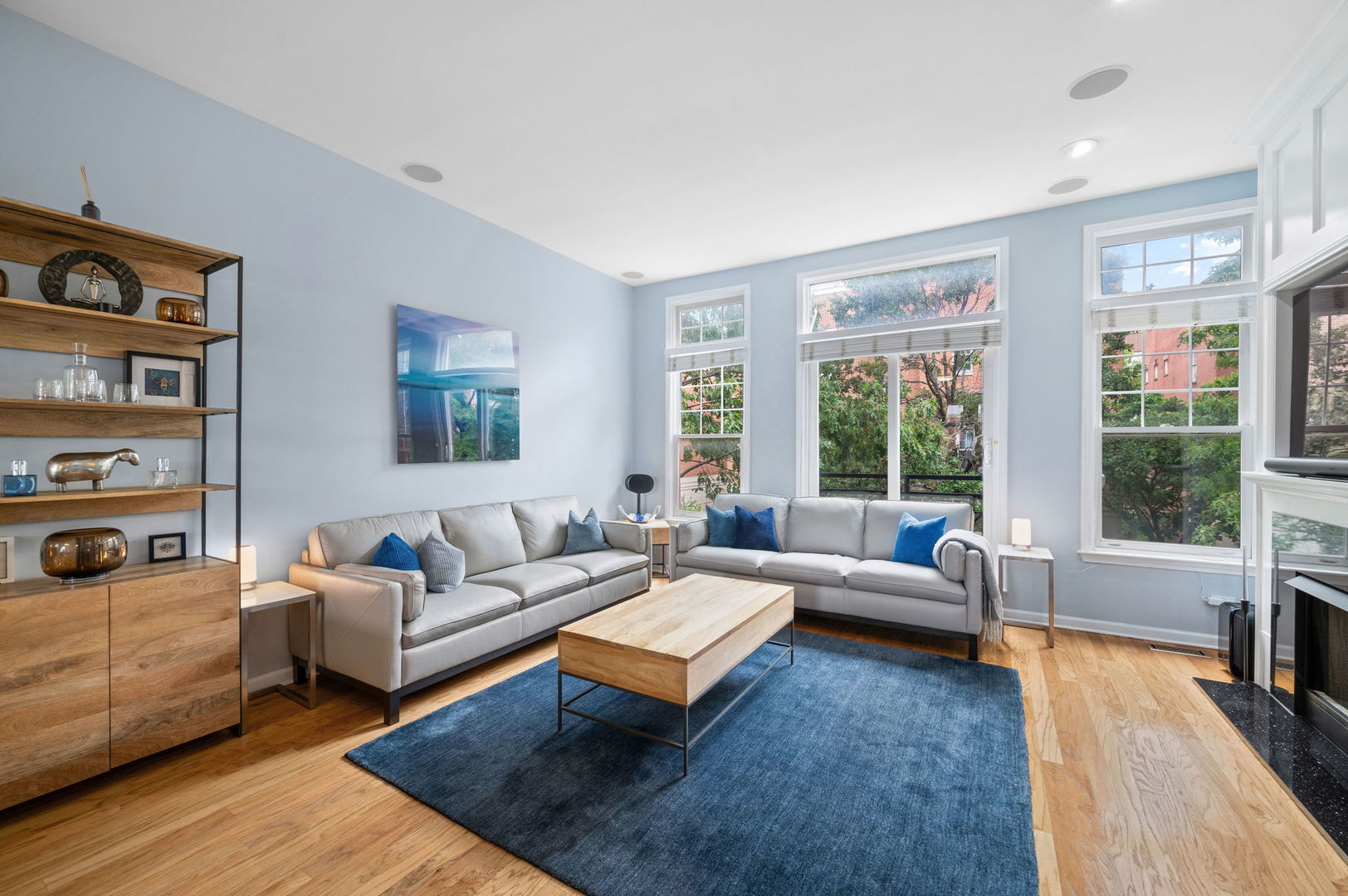 813 West University Lane Chicago, IL 60608 - Photo 7 of 33 a living room with furniture and a large window