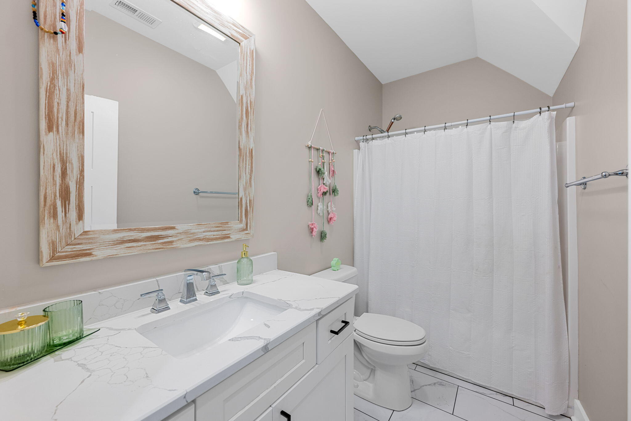 3057 Burning Bush Road Ringgold, GA 30736 - Photo 40 of 78 Ensuite guest bath