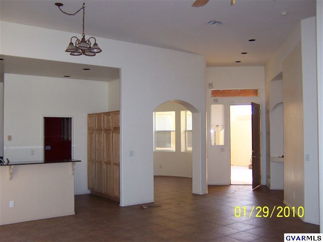 310 Circulo Bellagio Rio Rico, AZ 85648 - Photo 4 of 23