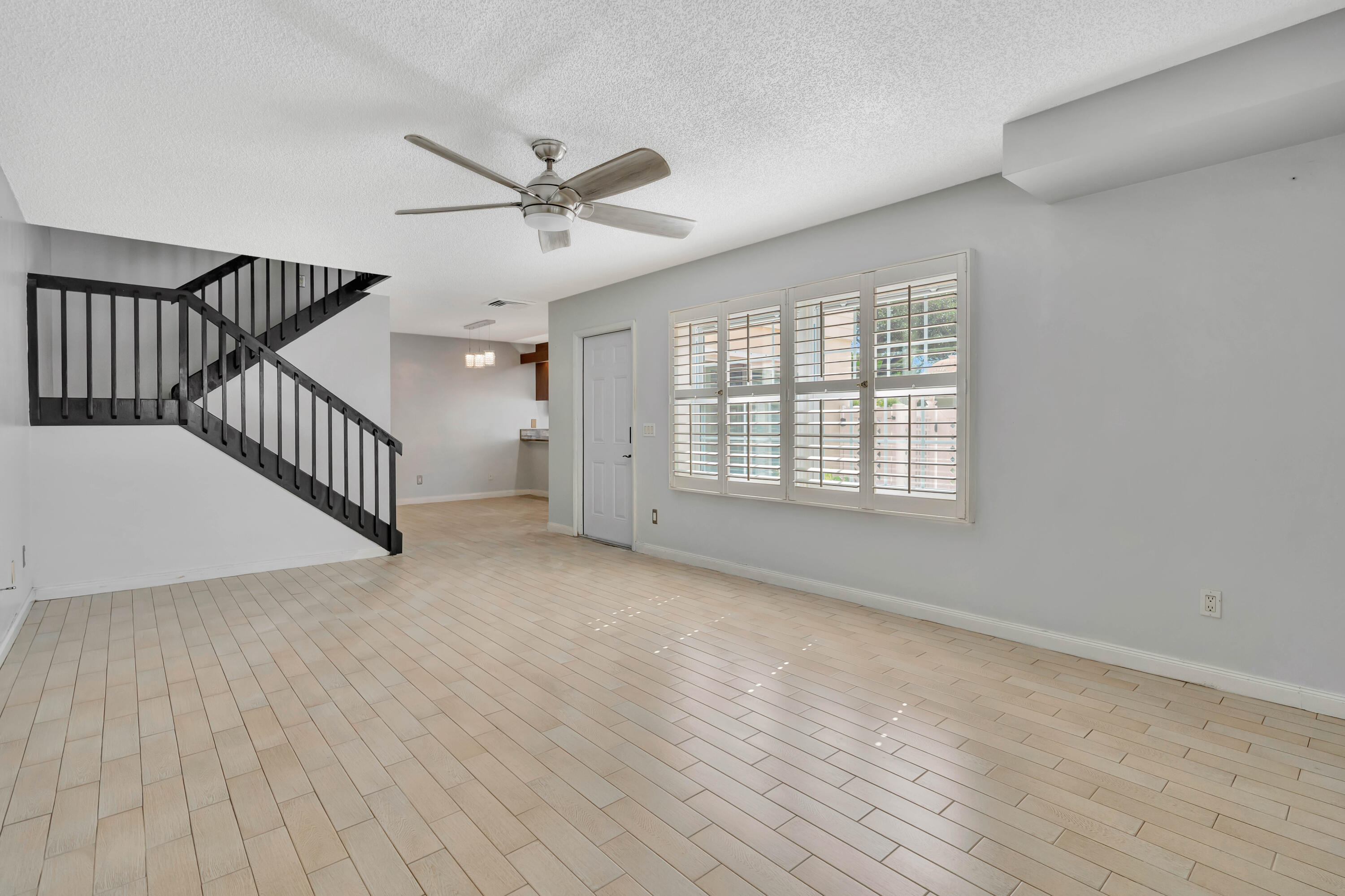 8157 Andover Court, Unit 57D Lake Clarke Shores, FL 33406 - Photo 16 of 36 15