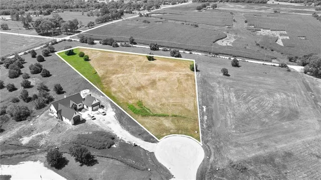 $265,000 | 21350 Deer Ridge Dr Spring Hill, Spring Hill, KS 66083