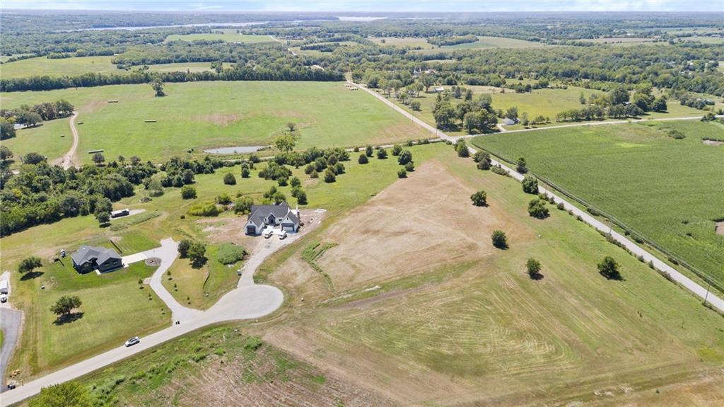 21350 Deer Ridge Dr Spring Hill Spring Hill, KS 66083 - Photo 11 of 22