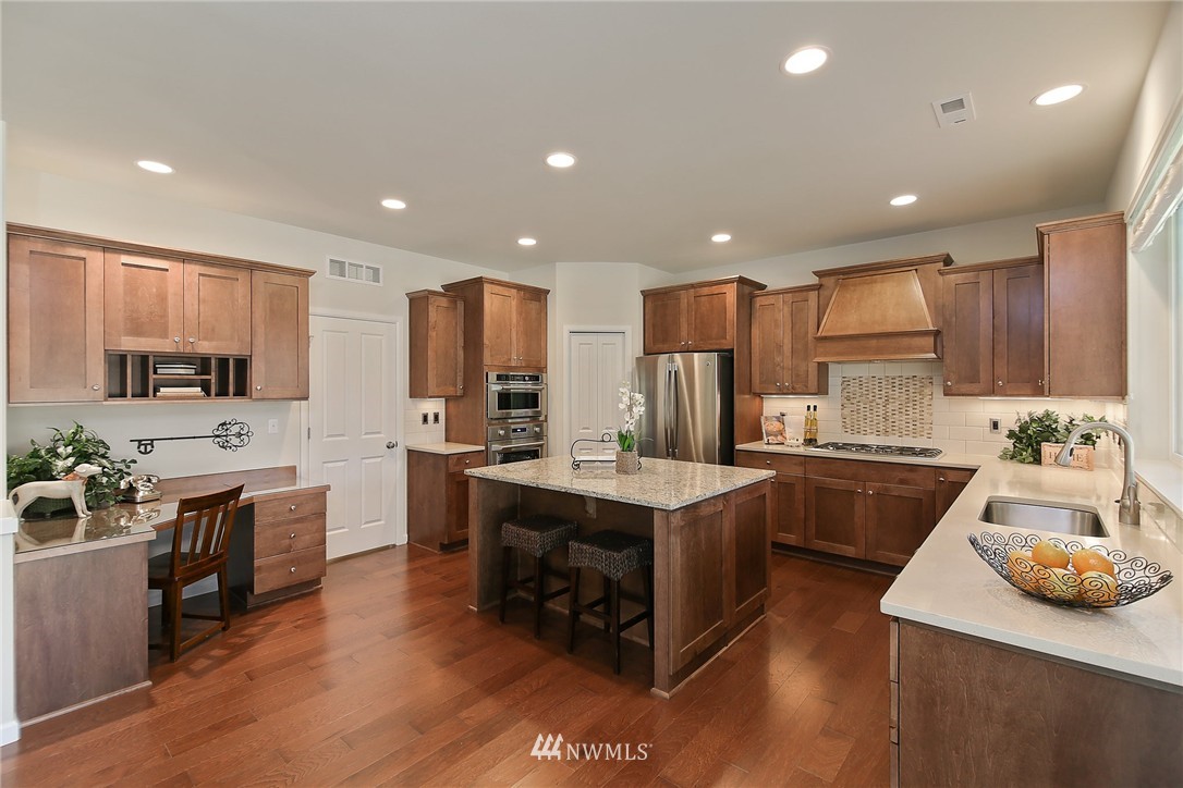 18908 179th Place Southeast Renton, WA 98058 - Photo 12 of 23 Gallery Image 12